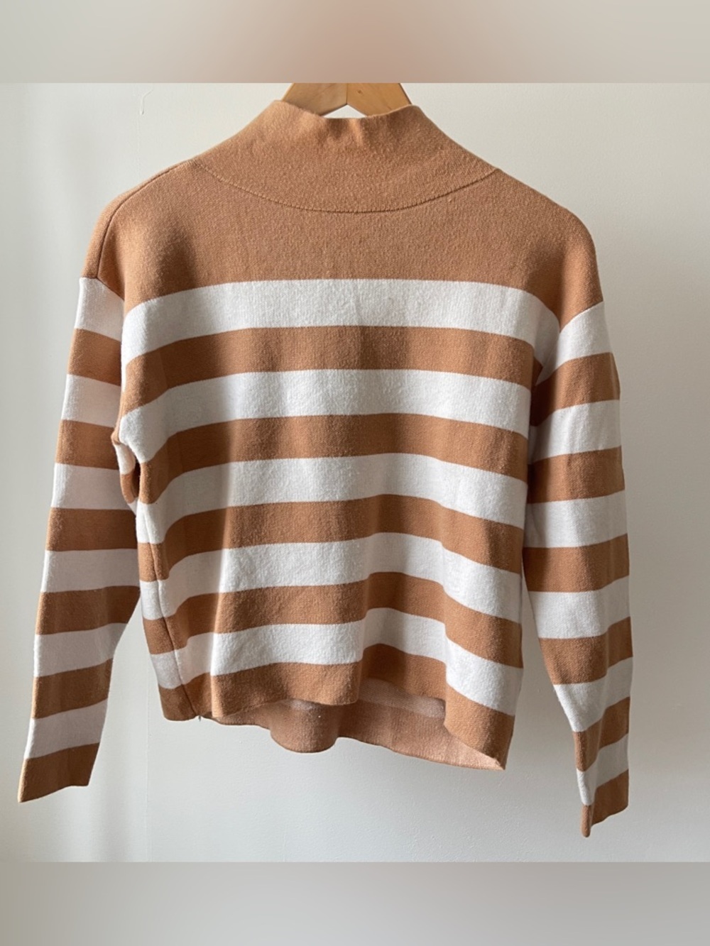 Maeve Anthropologie Striped Turtleneck Sweater in Tan and White Size XXS